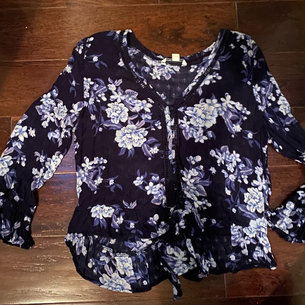 American Eagle Top